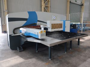 ماشین حساب پرسنل پانچ cnc