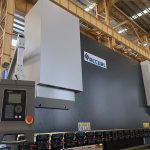 CNC NC اتوماتیک هیدرولیک افقی نوار باریک فولاد ورق فلز برش و خم کن مطبوعات قیمت ماشین آلات برای فروش