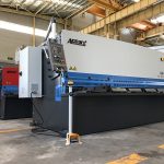 دستگاه برش هیدرولیکی 12mm ورق برش 2500mm