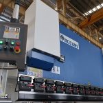 ترمینال فشار هیدرولیک هیدرولیک با سیستم کنترل estun E210 WC67Y- 125Ton / 3200mm با خدمات مهندس